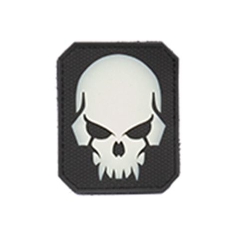 AC-389C PIRATE SKULL PVC PATCH (COLOR: GLOW IN DARK WHITE & BLACK)