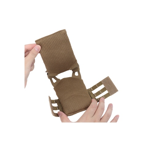 Mini Tactical Vest Ornament (Color: Coyote Brown)