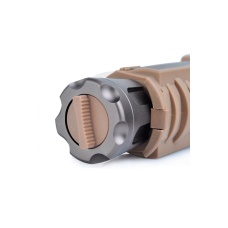 TMC M910A Vertical Foregrip Weaponlight - DARK EARTH