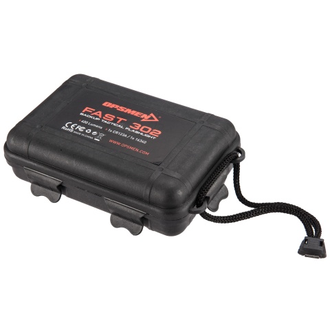 Opsmen FAST 302R WeaponLight 400-Lumen Flashlight for Picatinny Rail - BLACK