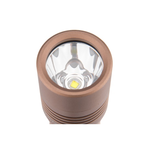 Opsmen FAST502K WeaponLight 800-Lumen Flashlight for KeyMod - TAN