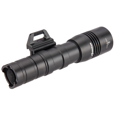 Opsmen FAST 502R WeaponLight 800-Lumen Flashlight for Picatinny Rail - BLACK