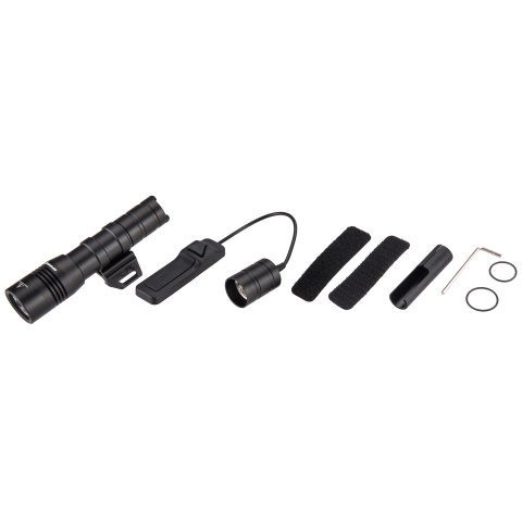 Opsmen FAST 502R WeaponLight 800-Lumen Flashlight for Picatinny Rail - BLACK