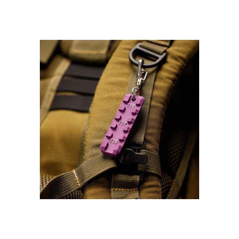 Laylax Rubber Picatinny Rail Key Chain (Purple/Gray)