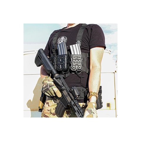Laylax Compact Minimalist MOLLE Chest Rig (Tan)