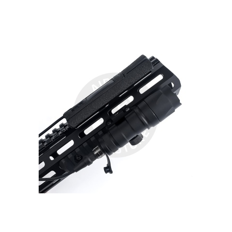 Element M300A Mini Scout LED Light - BLACK