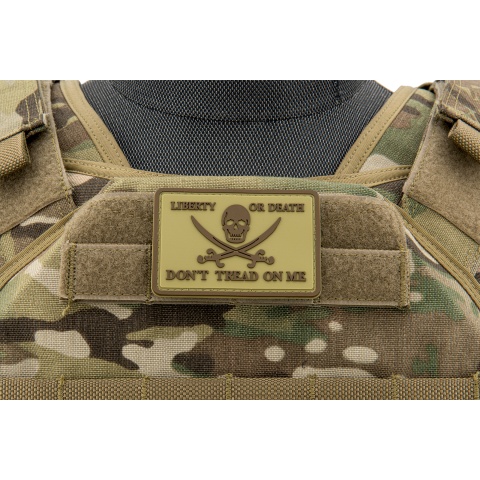 Pirate Skull Liberty or Death, Don't Tread On Me PVC Patch (Color: Coyote Tan)
