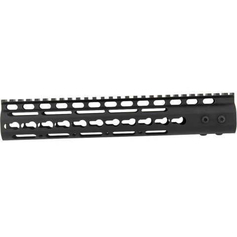 UK Arms  11