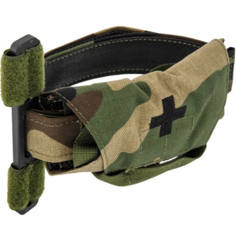 Lancer Tactical Airsoft QH Application Tourniquet Prop - WOODLAND