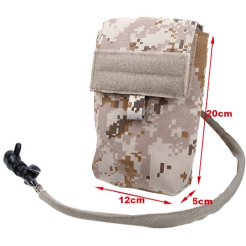AMA 500D Nylon 27 oz Hydration Pouch w/ MOLLE Straps - DESERT DIGITAL