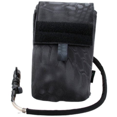 AMA 500D Nylon 27 oz Tactical Hydration Pouch w/ MOLLE Attachment - TYP