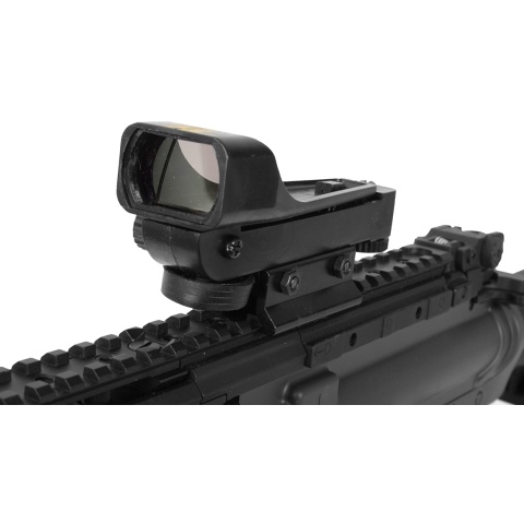 NcStar Red Dot Sight w/ Integrated Weaver Mount - Black