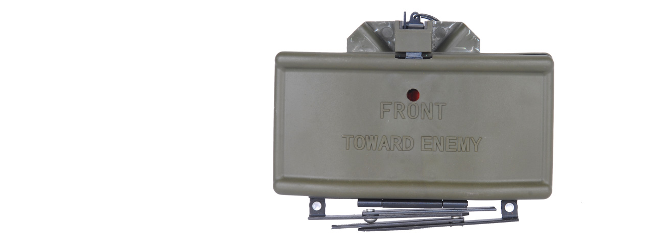 AMA M18A1 Remote Control Activated Claymore Airsoft Anti-Personnel Mine - Click Image to Close