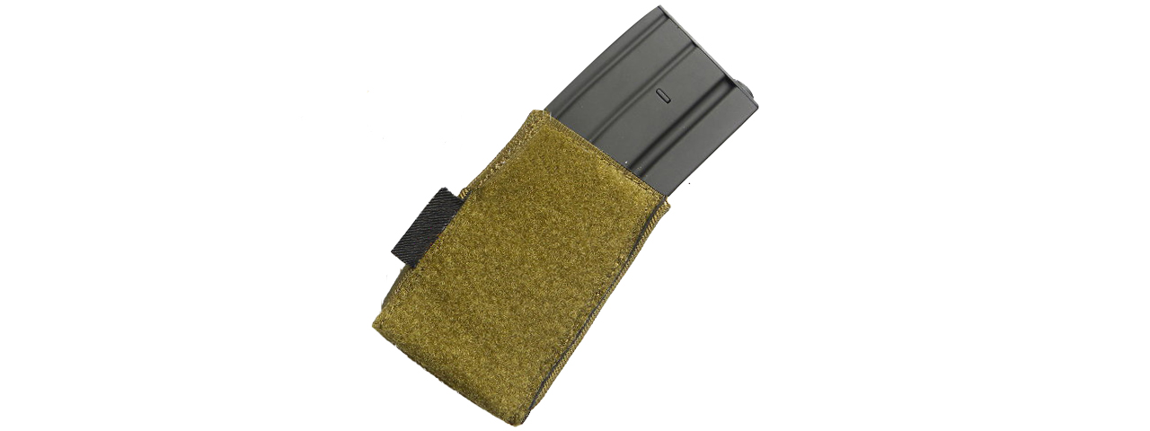 T0319-K VELCRO SURFACE 5.56 MAG POUCH (KHAKI) - Click Image to Close