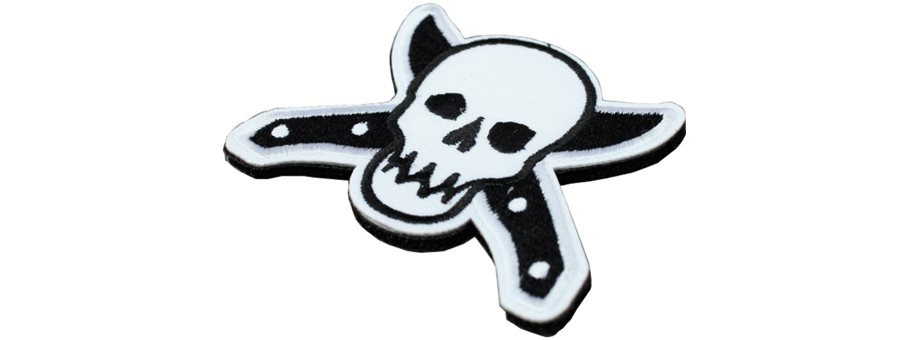 AMA AIRSOFT KNIFE AND SKULL FLEXIBLE FABRIC PATCH - BLACK - Click Image to Close