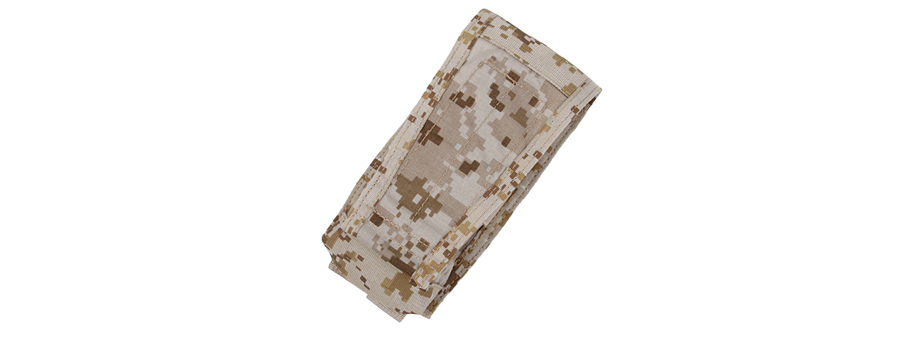 AMA TACTICAL AIRSOFT M4 VERTICAL MAGAZINE POUCH - DESERT DIGITAL - Click Image to Close