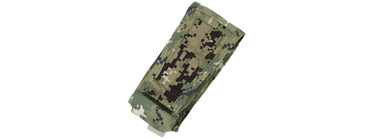 T2343-WD C SINGLE M4 VERTICAL POUCH (WOODLAND DIGITAL) - Click Image to Close