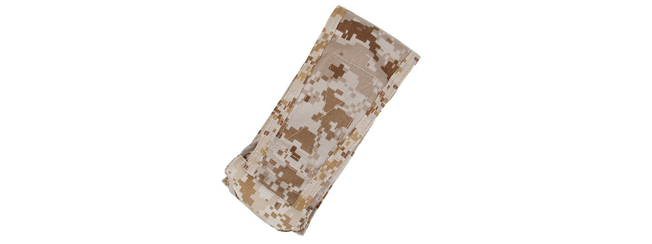 T2491-DD C DOUBLE M4 VERTICAL POUCH (DESERT DIGITAL) - Click Image to Close