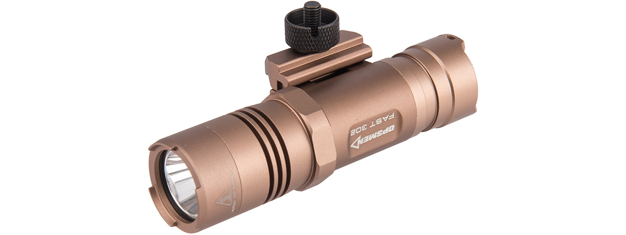 Opsmen FAST 302R WeaponLight 400-Lumen Flashlight for Picatinny Rail (TAN) - Click Image to Close