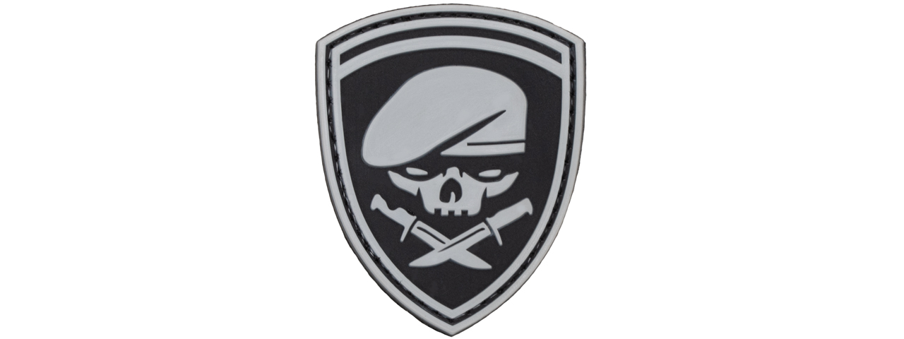 Skull Knife PVC Patch (Color: Black and Gray) - Click Image to Close