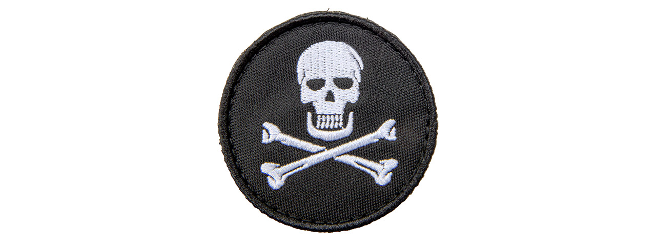 Embroidered Round Jolly Roger Patch (Color: Black and White) - Click Image to Close