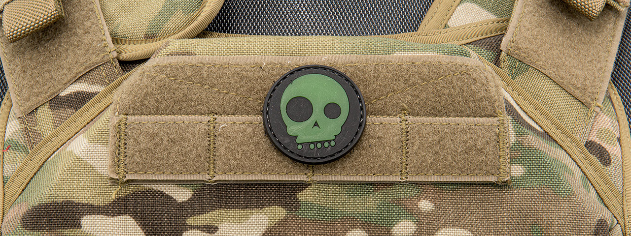 Glow in the Dark Funny Skull PVC Patch - Click Image to Close