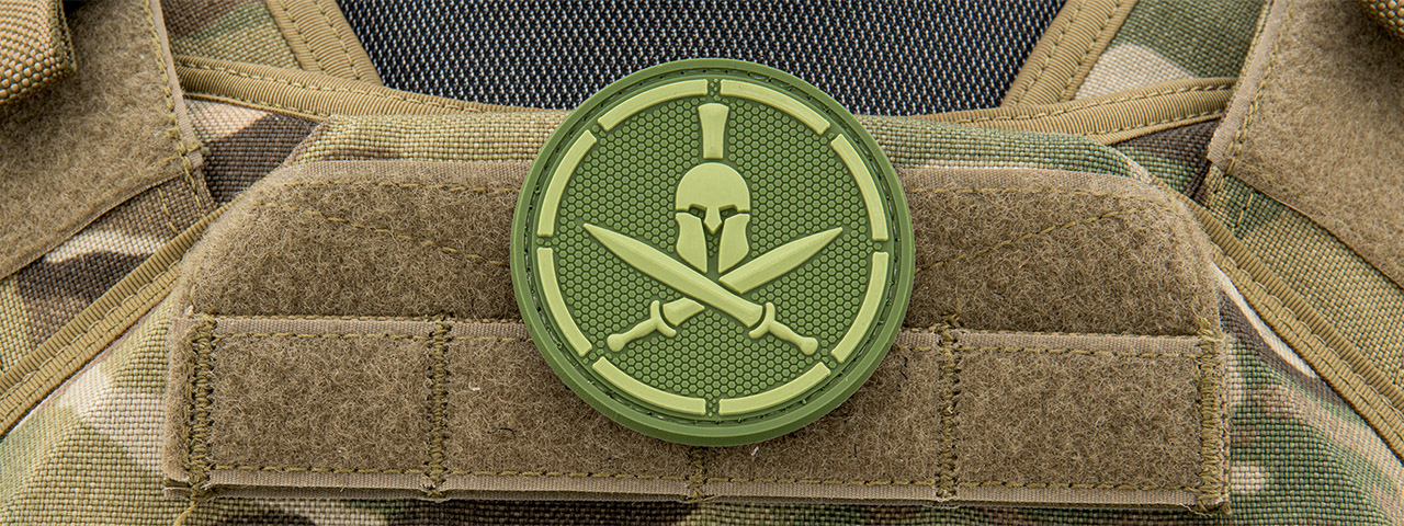Spartan Helmet Crossed Swords PVC Patch (Color: OD Green) - Click Image to Close