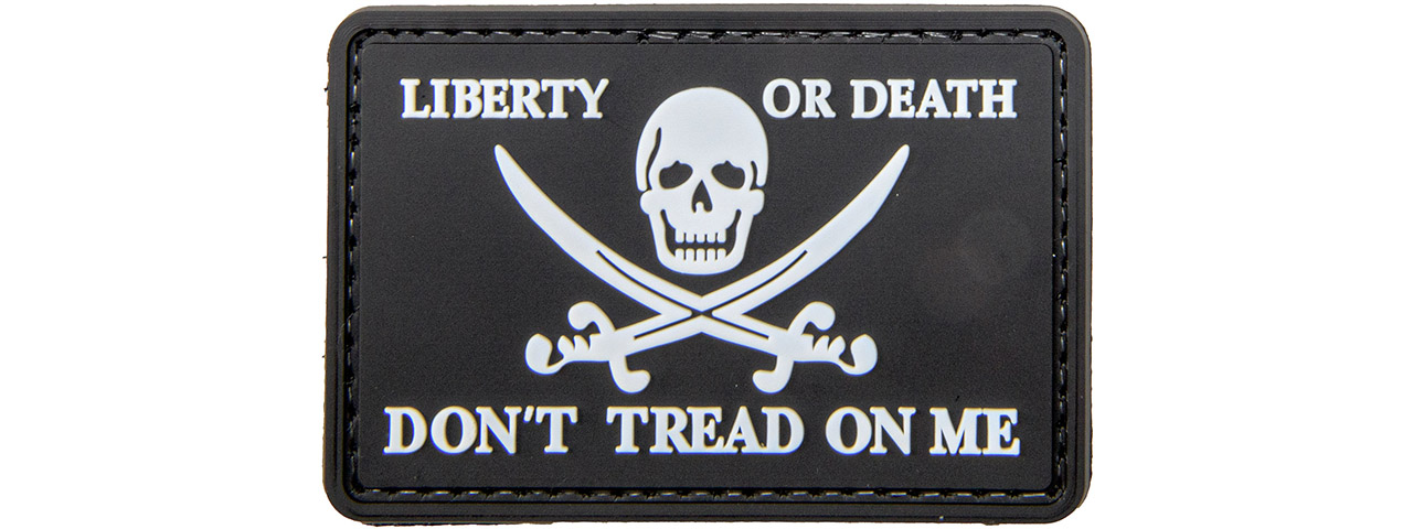 Pirate Skull Liberty or Death, Don't Tread On Me PVC Patch (Color: Black) - Click Image to Close