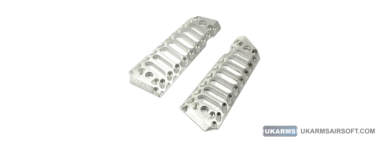 Atlas Custom Works 1911 Government/Commander Cobra Skeleton Full Size Aluminum Grip Panels (Color: Silver) - Click Image to Close