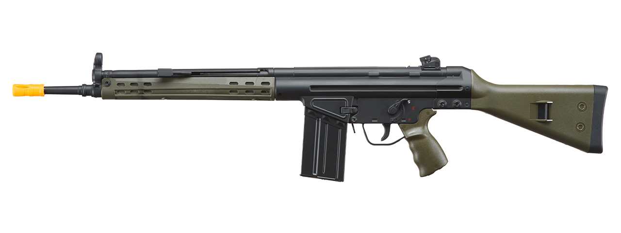 Classic Army CA-A3 Full Size Airsoft AEG (Color: OD Green) - Click Image to Close