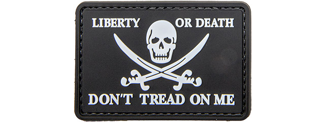 Pirate Skull Liberty or Death, Don't Tread On Me PVC Patch (Color: Black)