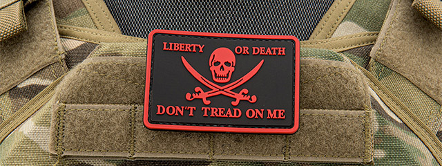 Pirate Skull Liberty or Death, Don't Tread On Me PVC Patch (Color: Red)