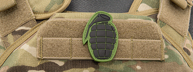 Grenade w/ Green Background PVC Patch (Color: Black)