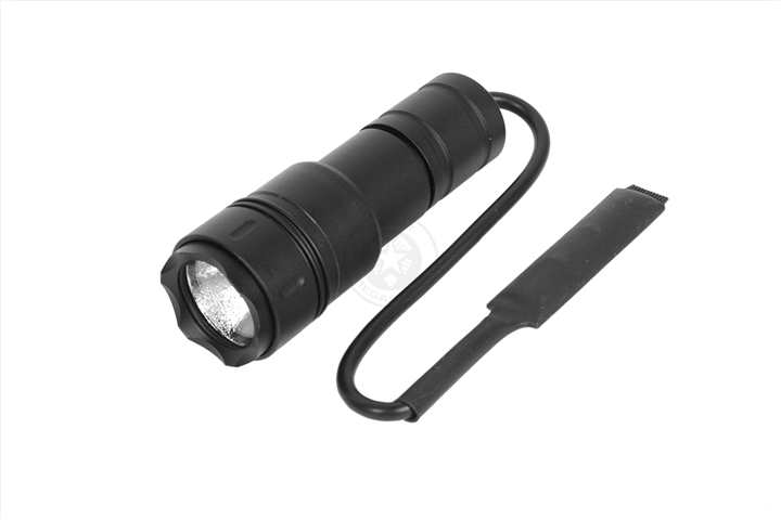 AIM Sports 150 Lumens LED Flashlight w/ for KWA KRISS Vector - Click Image to Close