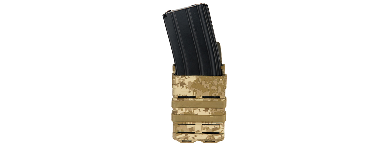 AC-213D QUICK DOUBLE M4 MAGAZINE POUCH (COLOR: DESERT DIGITAL)