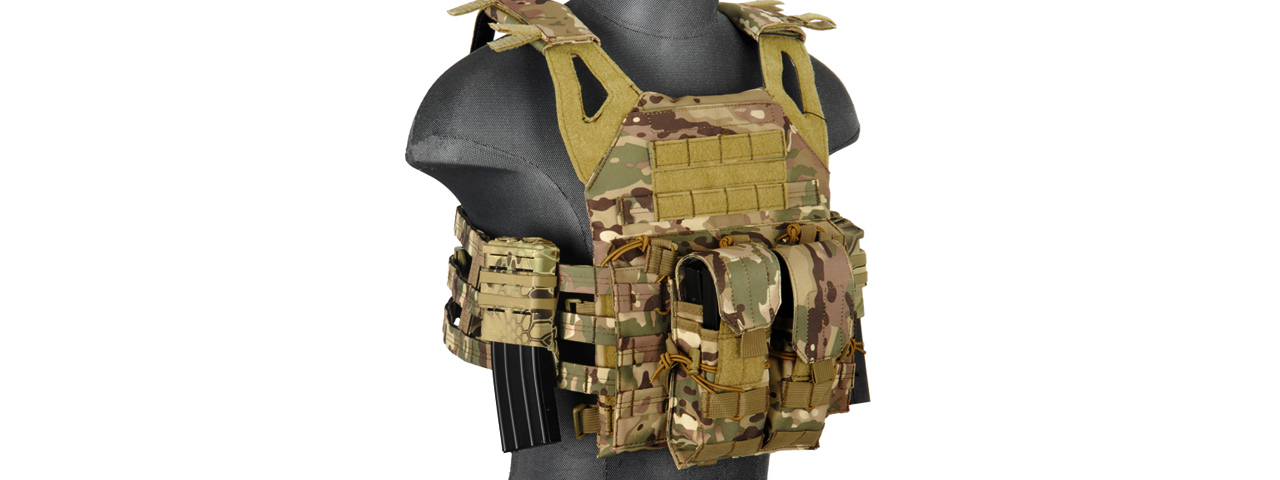 AC-213D QUICK DOUBLE M4 MAGAZINE POUCH (COLOR: DESERT DIGITAL) - Click Image to Close