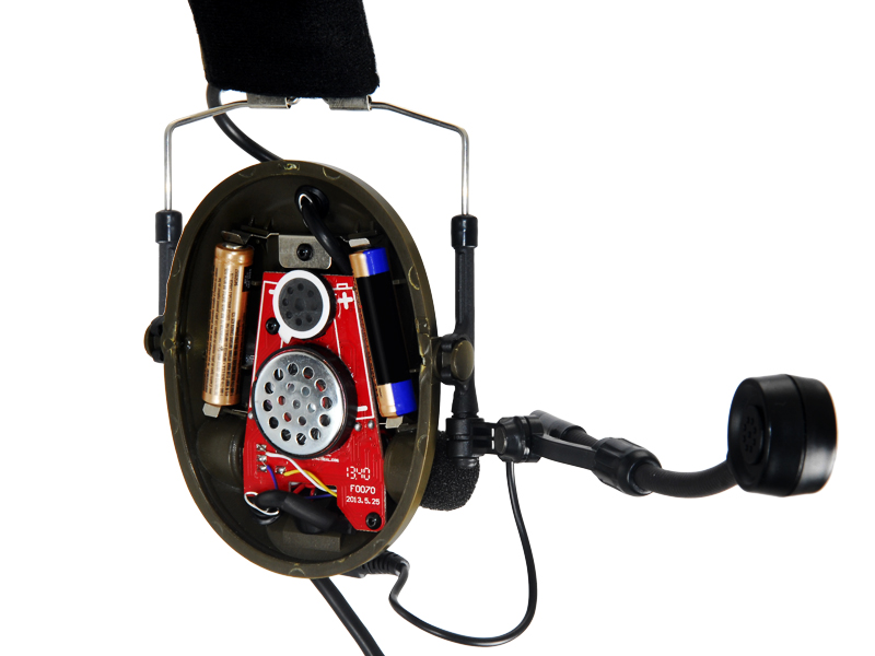 Z-TACTICAL Z042 BATT. POWERED SOUND-TRAP HEADSET W/ MIC - WOODLAND - Click Image to Close