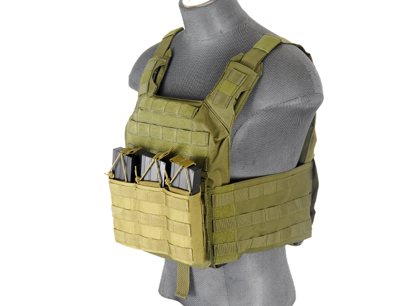 AMA TACTICAL AIRSOFT M4 TRIPLE WEDGE MAG POUCH - KHAKI