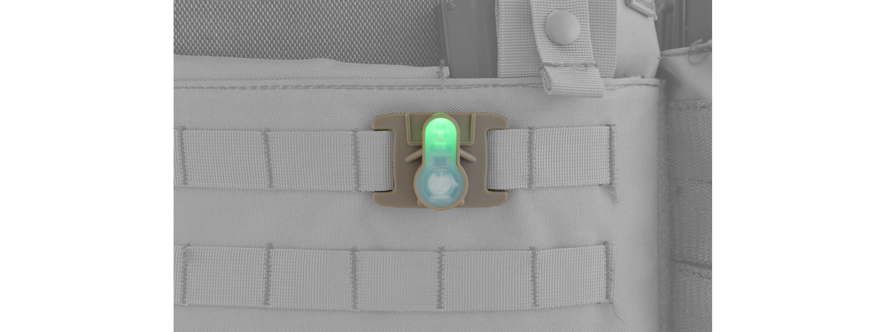 AC-328TG MOLLE SYSTEM (GREEN LED) STROBE LIGHT (DARK EARTH)