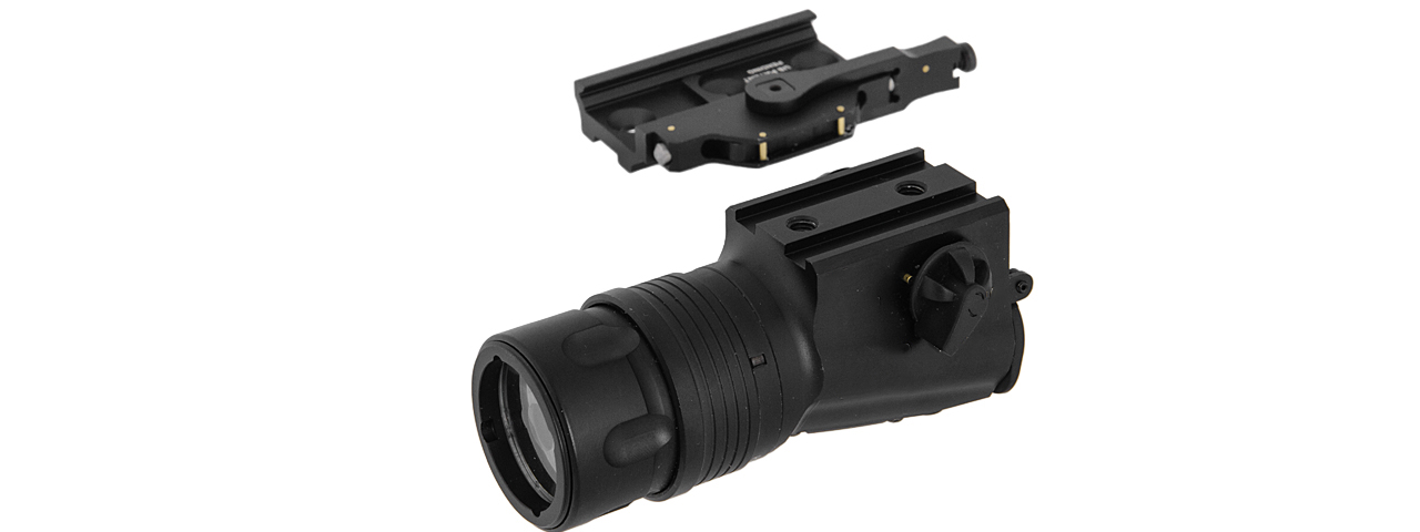 AC-508B QD M720V FLASHLIGHT MOUNT (BLACK)