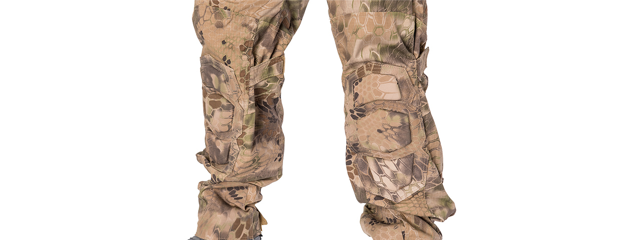 RUGGED COMBAT UNIFORM SET w/ SOFT SHELL PADDING (HLD), MED - Click Image to Close