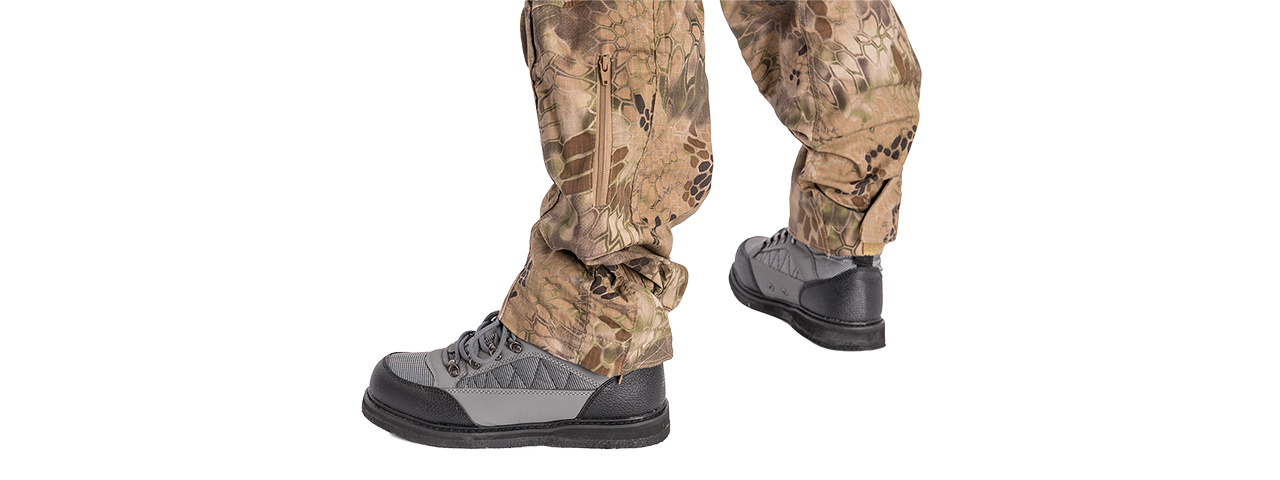 RUGGED COMBAT UNIFORM SET w/ SOFT SHELL PADDING (HLD), SM - Click Image to Close