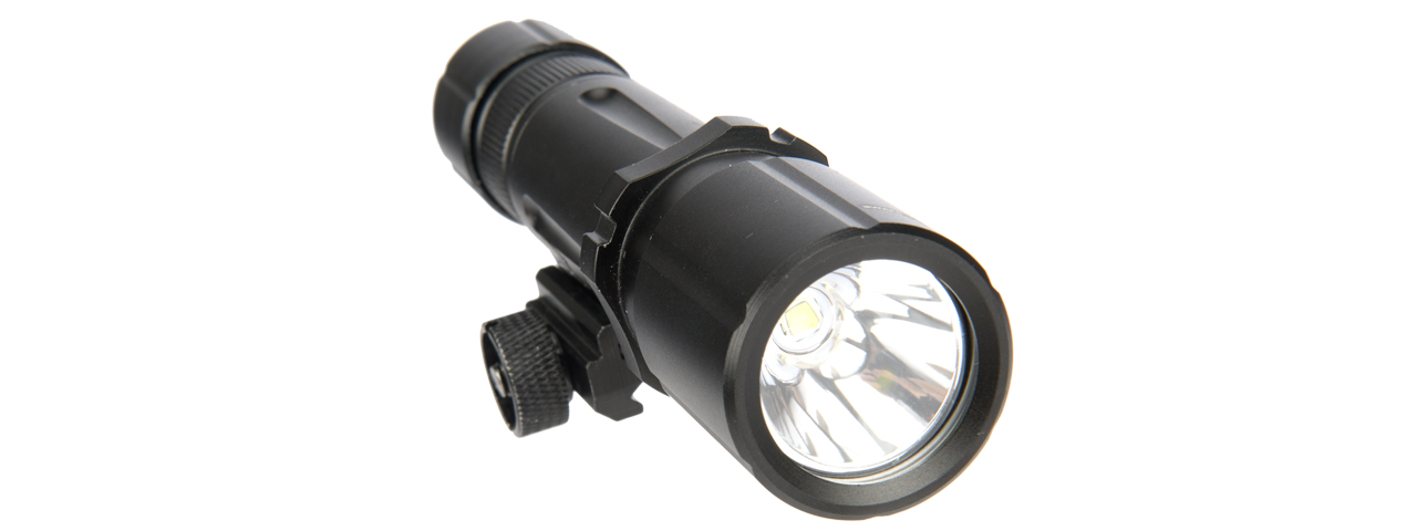 FAST501R-BK TACTICAL 800-LUMEN PICATINNY WEAPON LIGHT (BLACK) - Click Image to Close