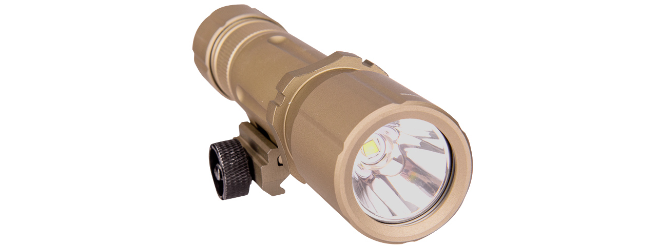 FAST501R-TN TACTICAL 800-LUMEN PICATINNY WEAPON LIGHT (TAN) - Click Image to Close