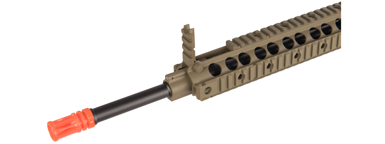 LT-26T 10" FREE FLOAT RAIL SR-16 AEG RIFLE (DE)