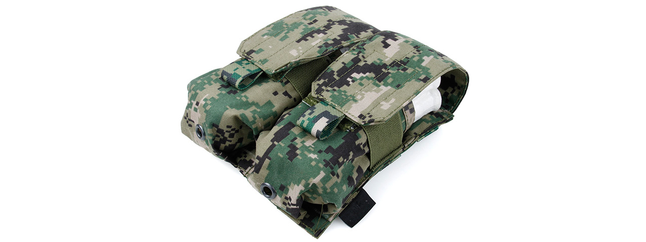 AMA AIRSOFT DUAL M4 DOUBLE MAGAZINE POUCH - WOODLAND DIGITAL