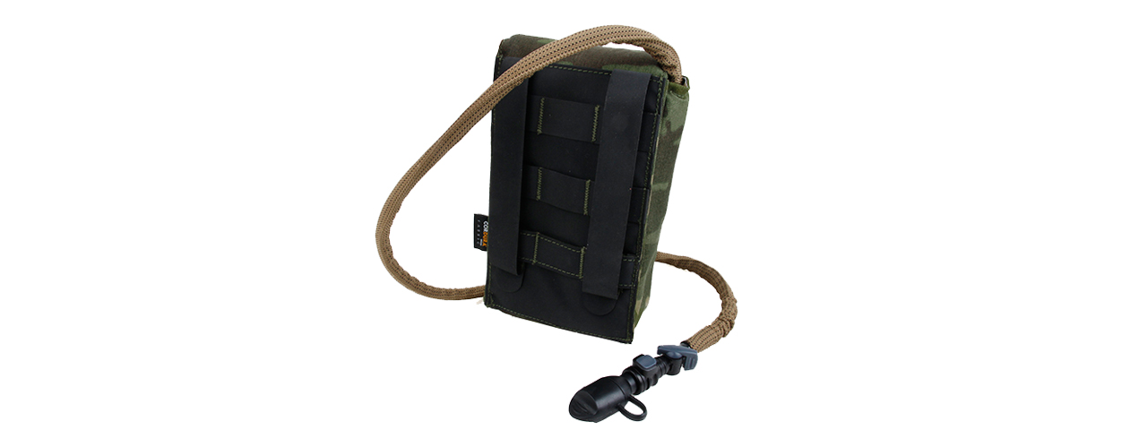 T2293-MT 27OZ HYDRATION PACK (CAMO TROPIC) - Click Image to Close