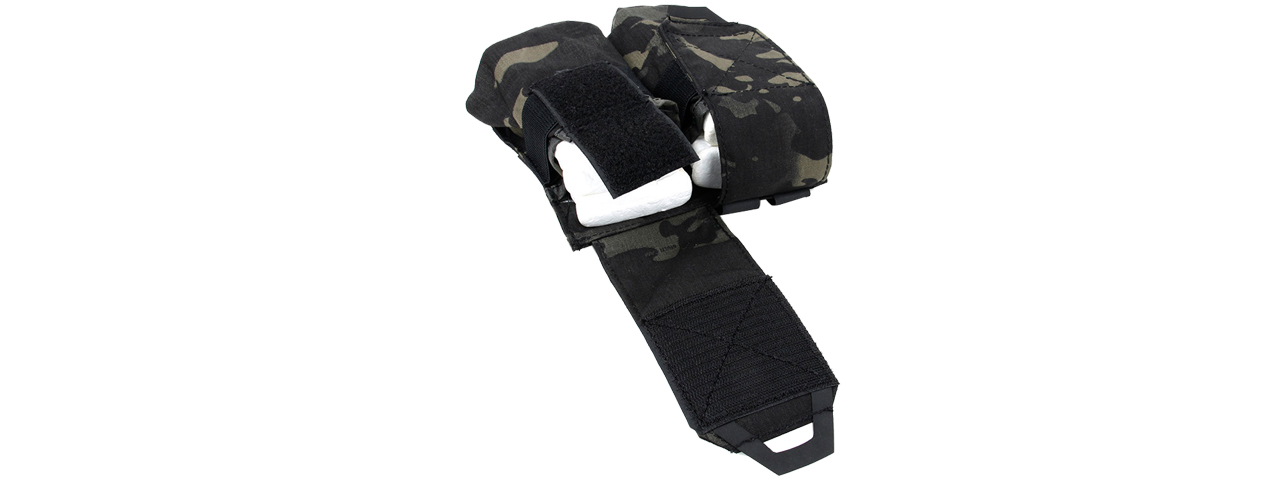 T2303-MB QUOP DOUBLE M4 MAG POUCH (CAMO BLACK) - Click Image to Close
