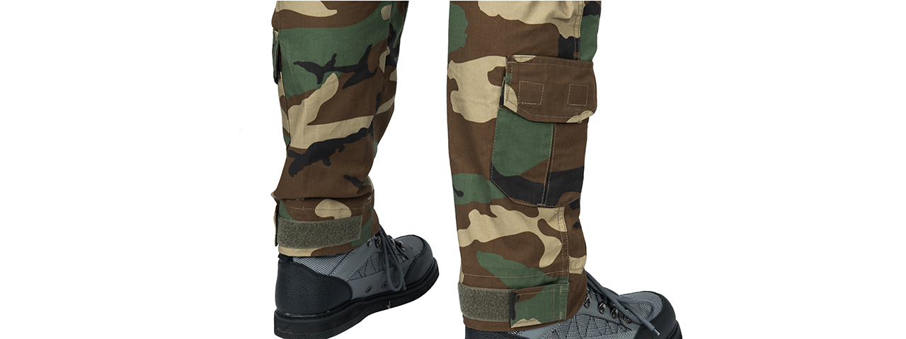 T2359W-L BDU TROUSERS W/ KNEEPADS - LARGE (WOODLAND) - Click Image to Close