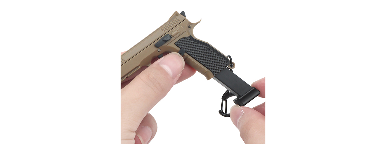 Tactical Detachable Mini Pistol Keychain with Holster (Color: Tan)